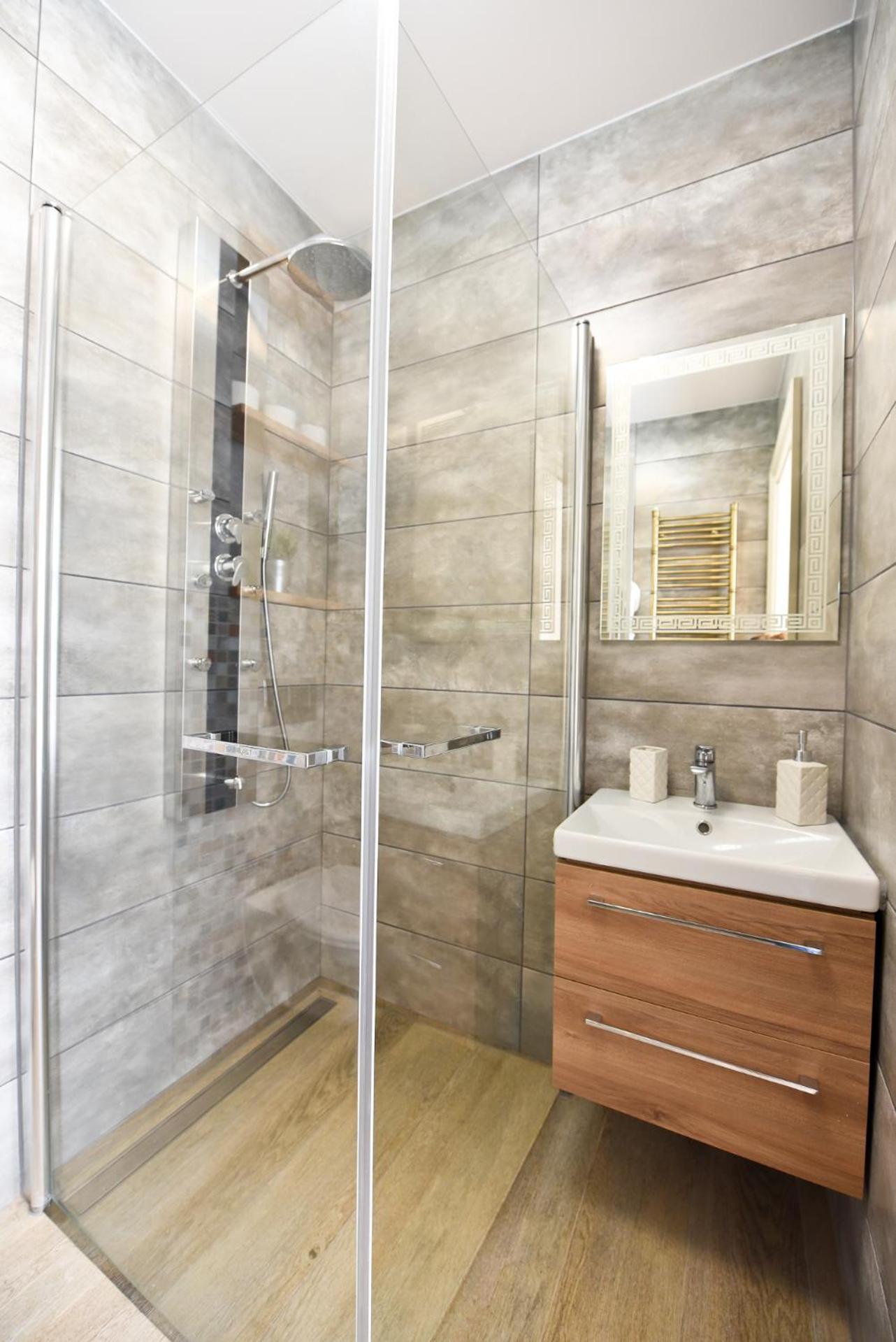 Apartament Starowka No1, No2, No3 Torun Luaran gambar