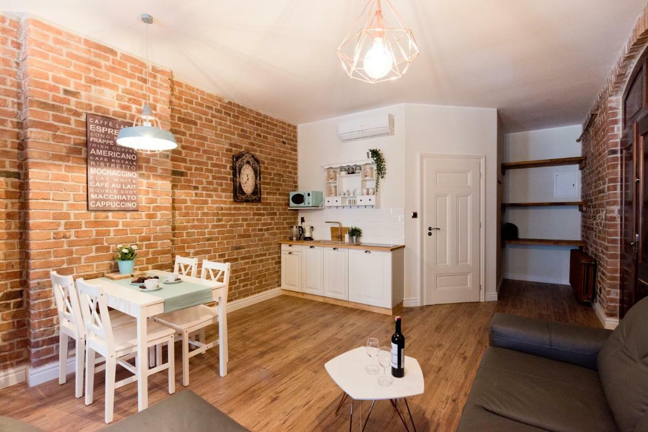 Apartament Starowka No1, No2, No3 Torun Luaran gambar