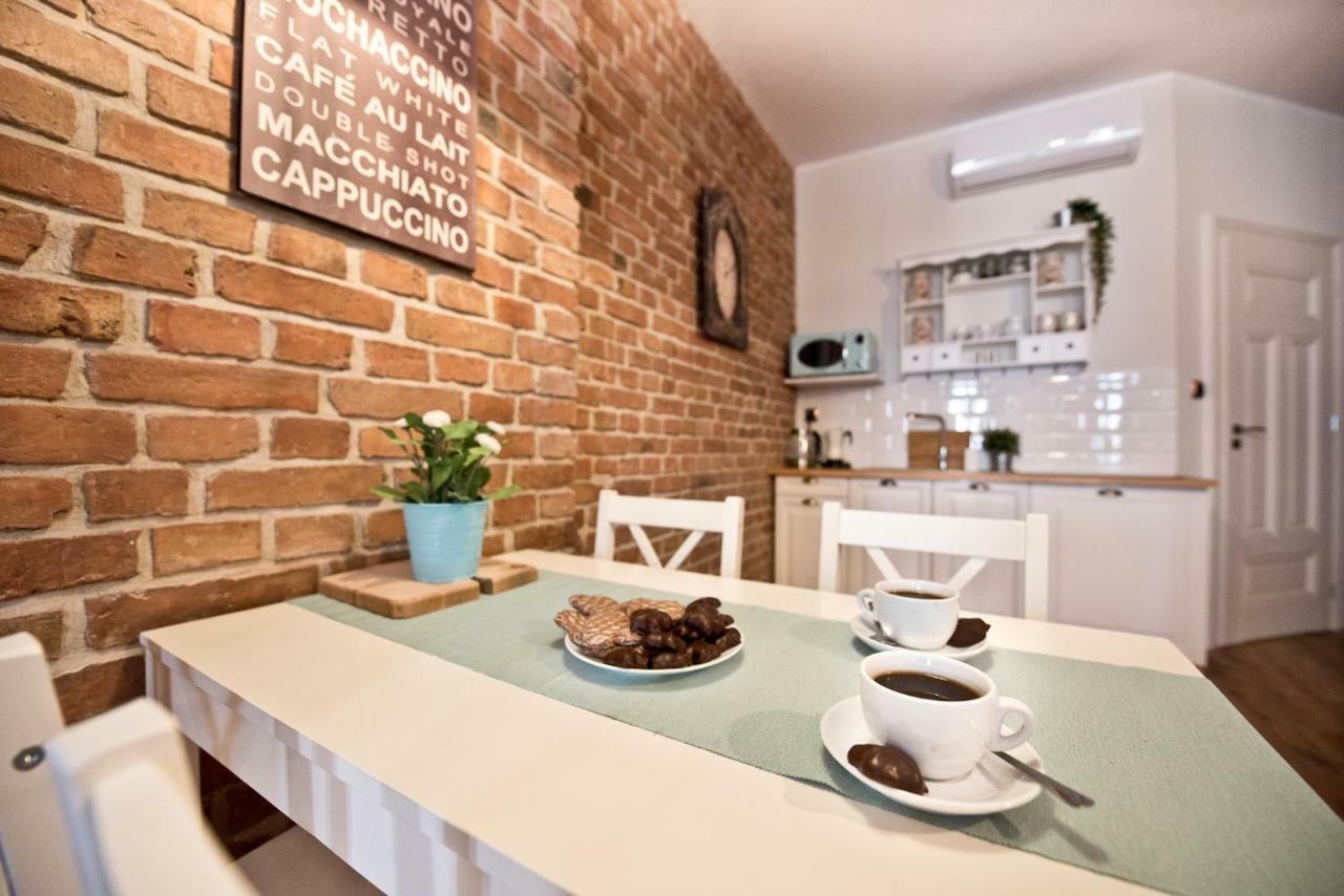 Apartament Starowka No1, No2, No3 Torun Luaran gambar